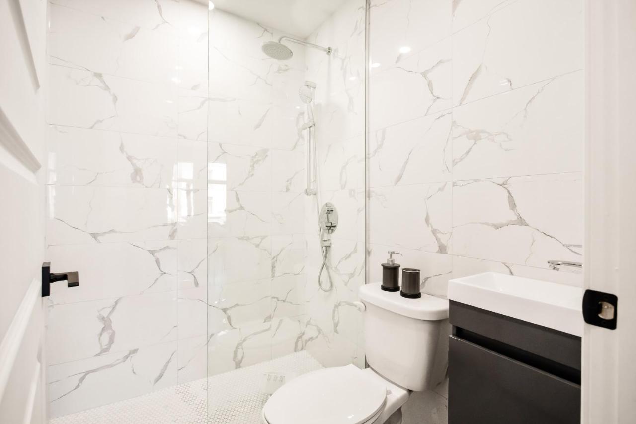 Appartamento M11 Luxury 1Br Sofa Bed In The Heart Of Plateaumile-End Montréal Esterno foto
