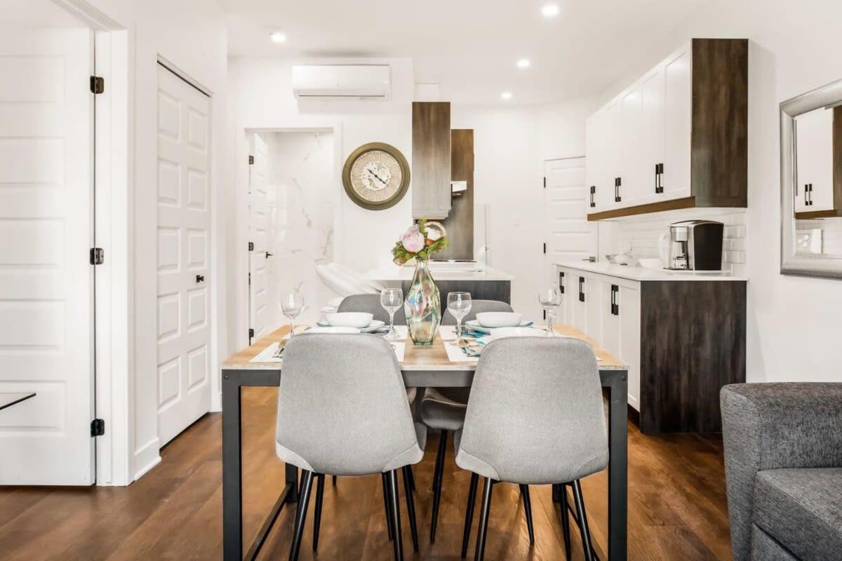 Appartamento M11 Luxury 1Br Sofa Bed In The Heart Of Plateaumile-End Montréal Esterno foto